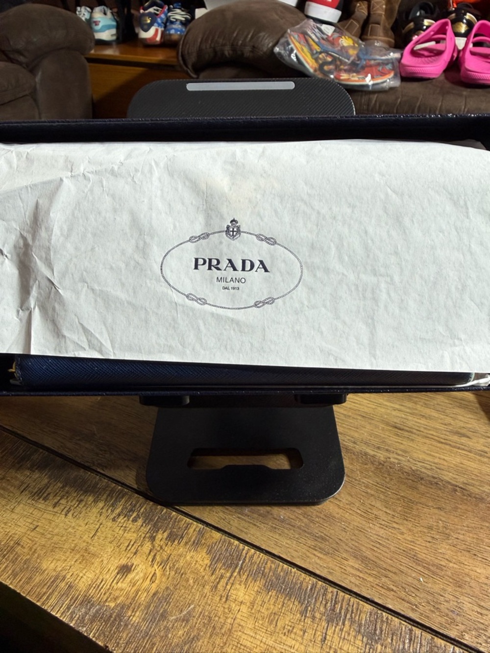 Prada Blue Saffiano Leather Zip Wallet with Gold Logo - Picture 5 of 16